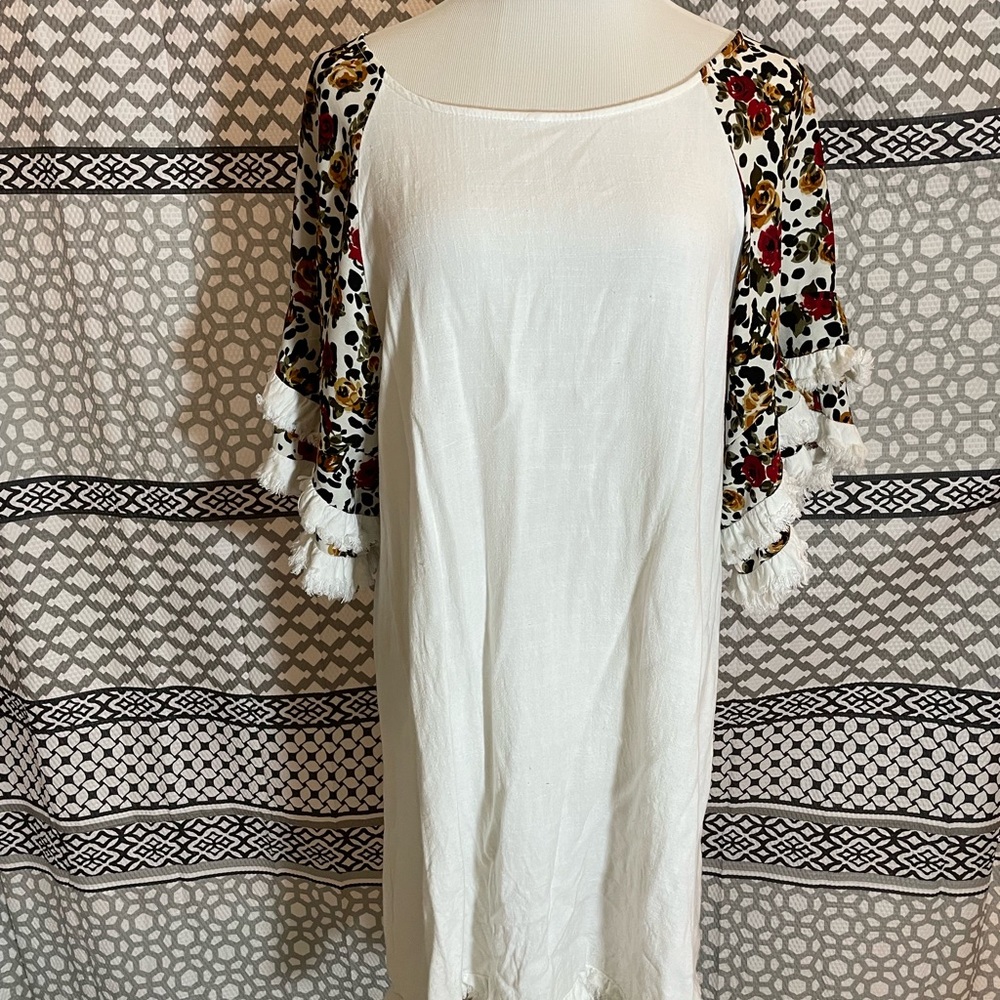Umgee Print Flare Sleeve Linen Top With Raw Detail - image 1